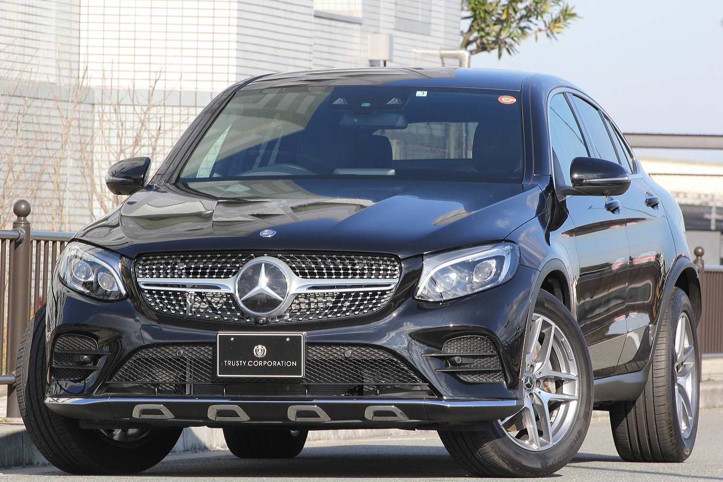 X253 GLC220d 4MATIC Coupeスポーツ｜トラスティコーポレーション 